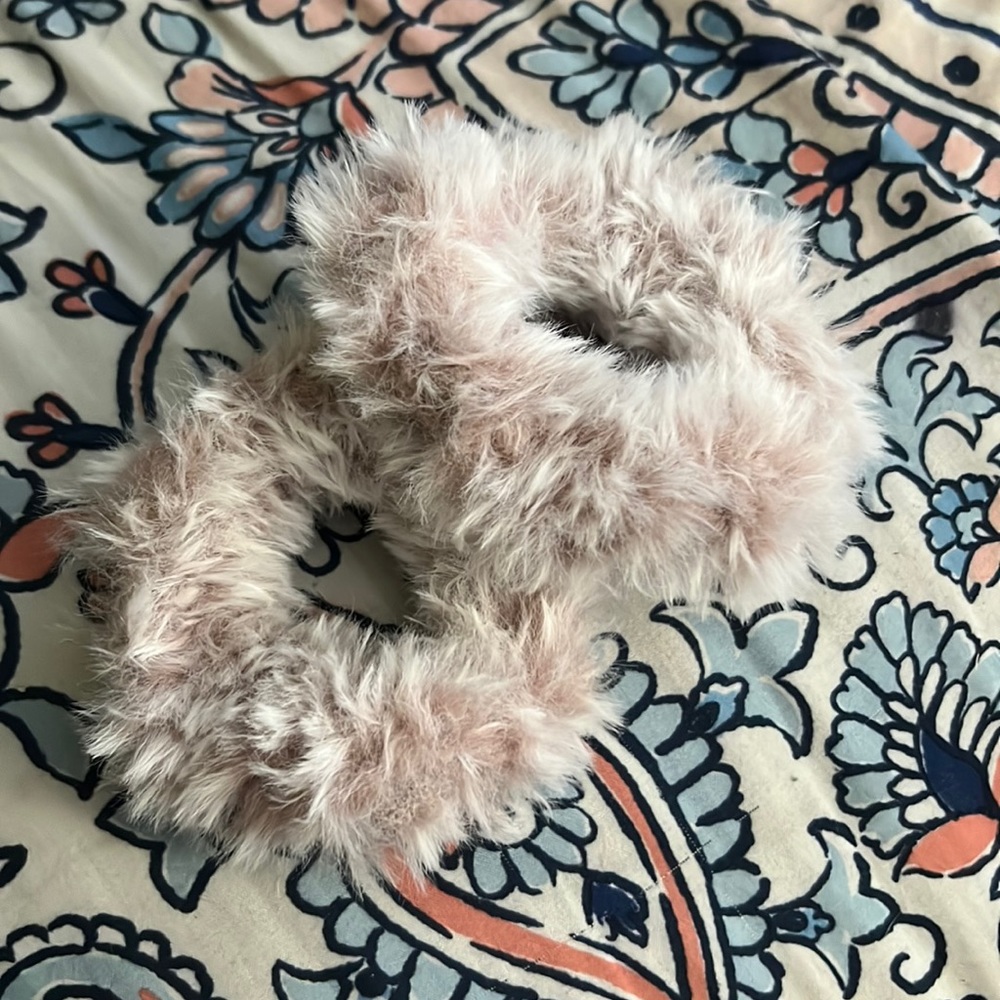 Homemade Crocheted scrunchie, faux fur, light pink hue